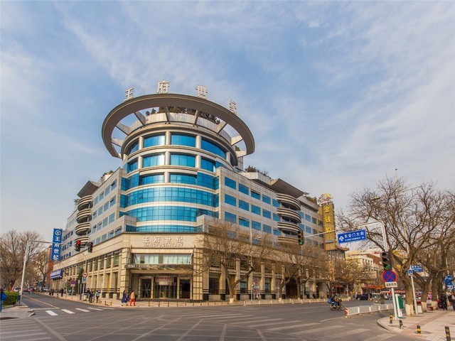 微电机自动化智能化装配线